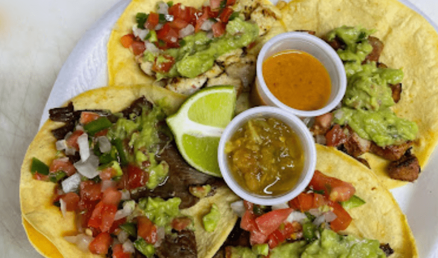 Los Hernandez Mexican and American Food